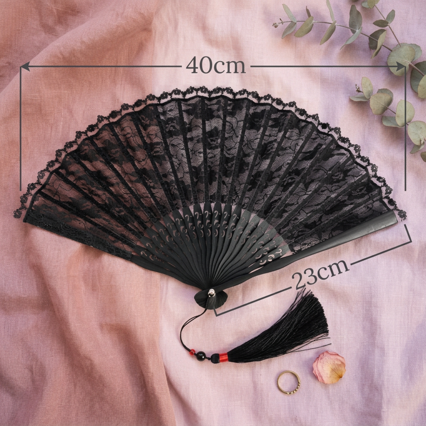 Black lace fan with size measurement diagram